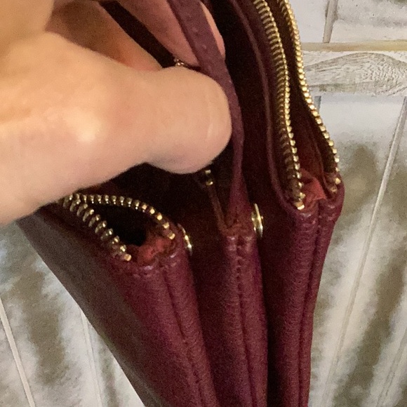 Bass leather handbag, crossbody, like new, burgundy - Picture 10 of 14